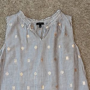 Talbots Women's striped shell with V neck - size M